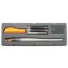 Pilot Pack de Pluma Estilografica Parallel Pen 2.4mm - Punta de Acero - Trazo de 2.4mm - 2 Recargas, Kit Limpieza Interior y Ext